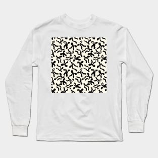 Coquette black bows on a cream beige background pattern Long Sleeve T-Shirt